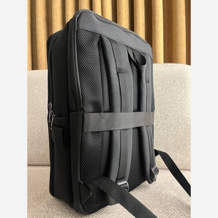 کوله پشتی لپ تاپ برند Benetton مدل B0143